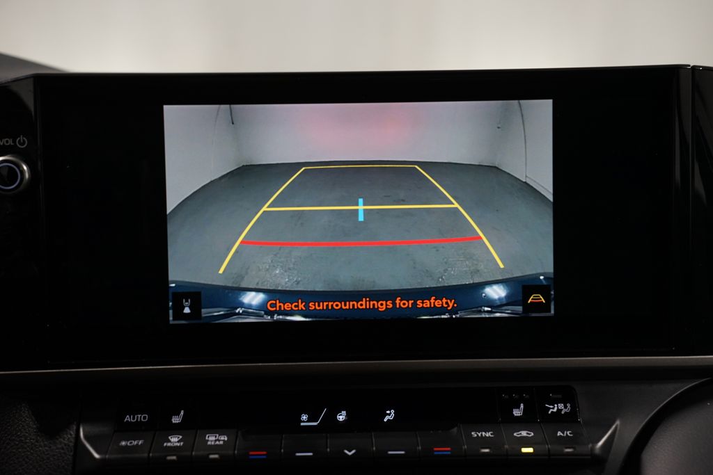 Thumbnail: 2025 Toyota Camry - 20