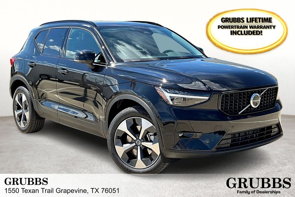 Onyx Black 2026 Volvo XC40 SUV / Crossover All-Wheel Drive Automatic