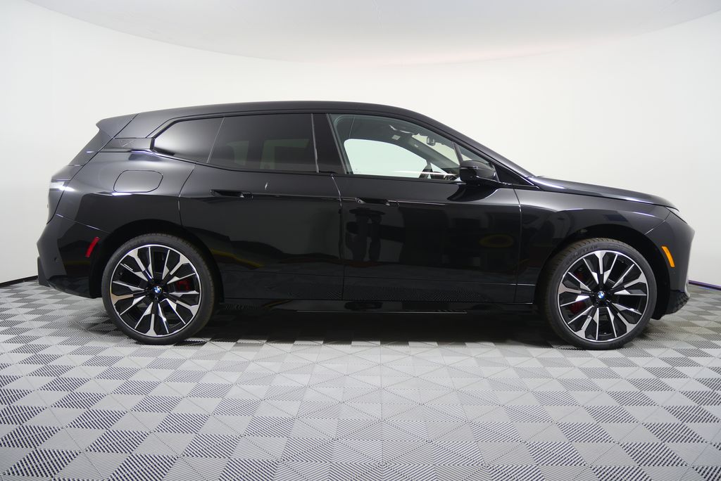 Thumbnail: 2026 BMW iX - 2