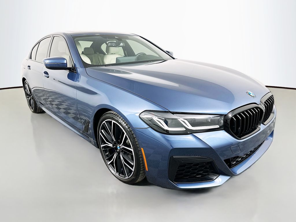 Thumbnail: 2023 BMW 5 Series - 3