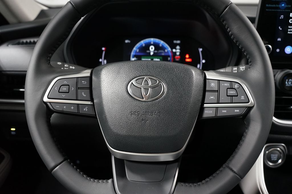 Thumbnail: 2025 Toyota Grand Highlander - 12