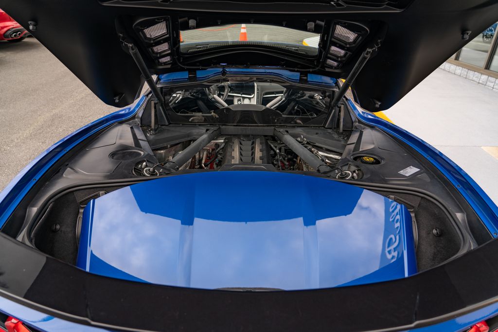 2021 Chevrolet Corvette Stingray photo