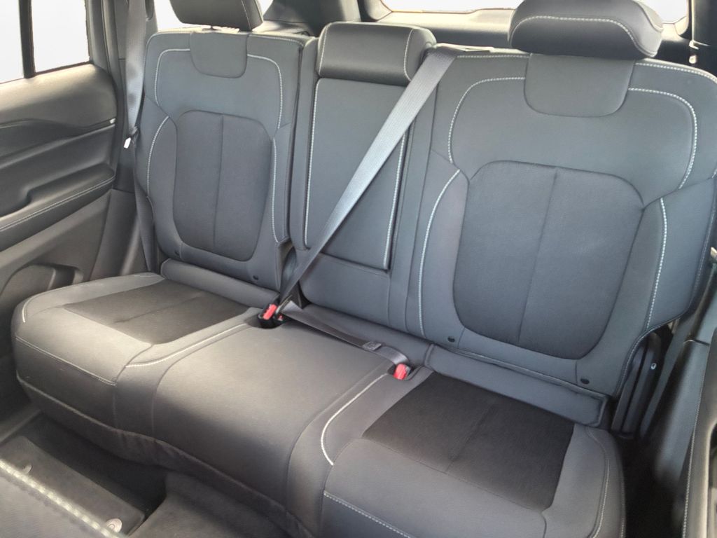 New Car 2025 Jeep Grand Cherokee  Laredo For Sale Under $35,000 In Austin, Texas