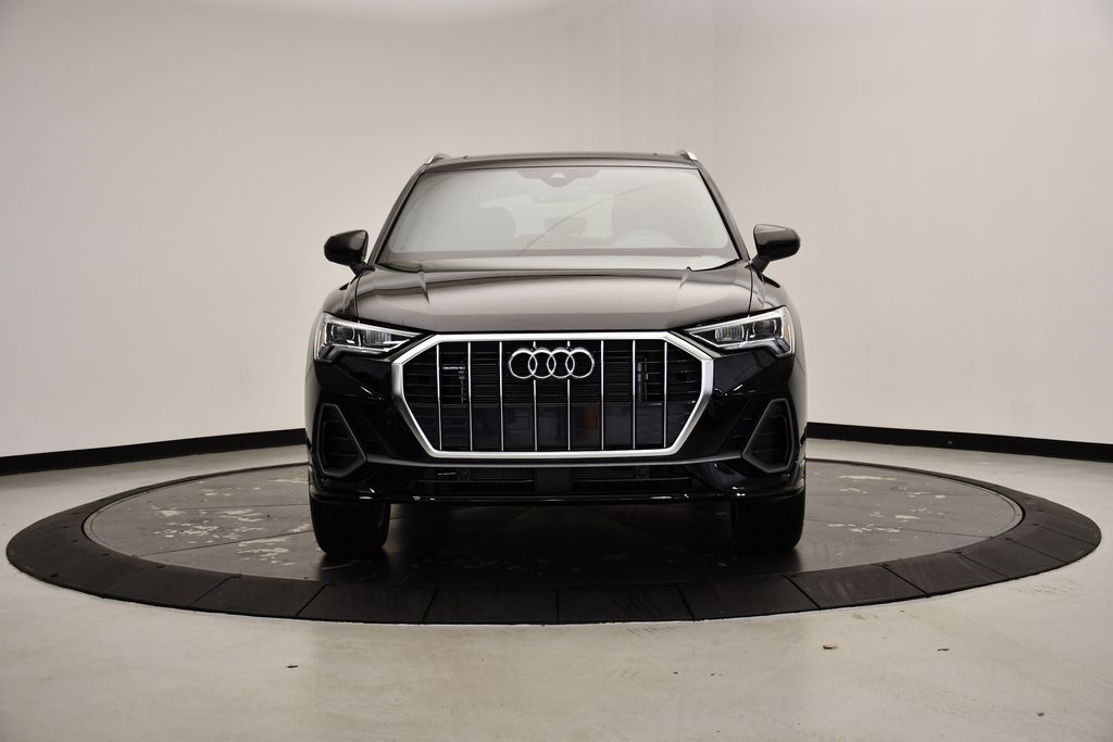 Thumbnail: 2024 Audi Q3 - 8