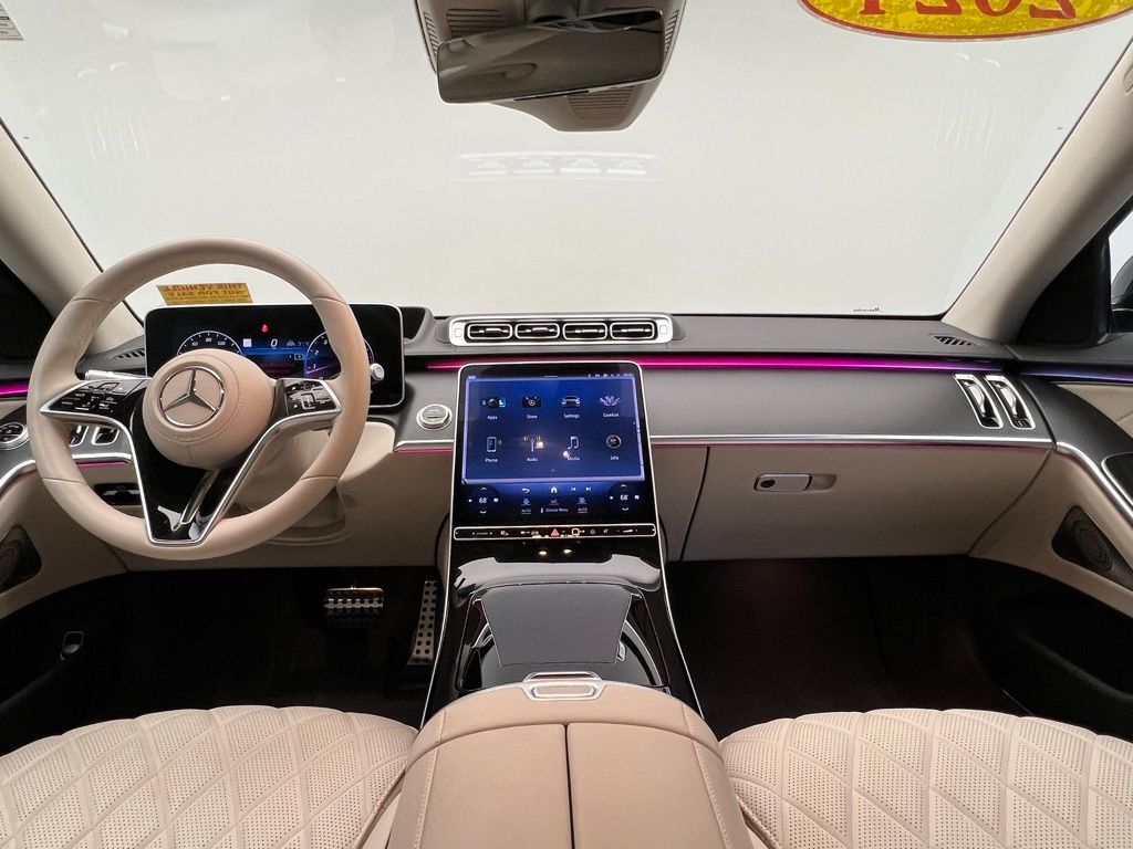 Thumbnail: 2024 Mercedes-Benz S-Class - 6