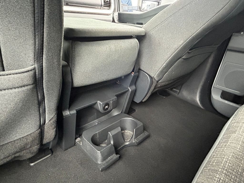 Used 2024 Oxford White Ford XLT image 22