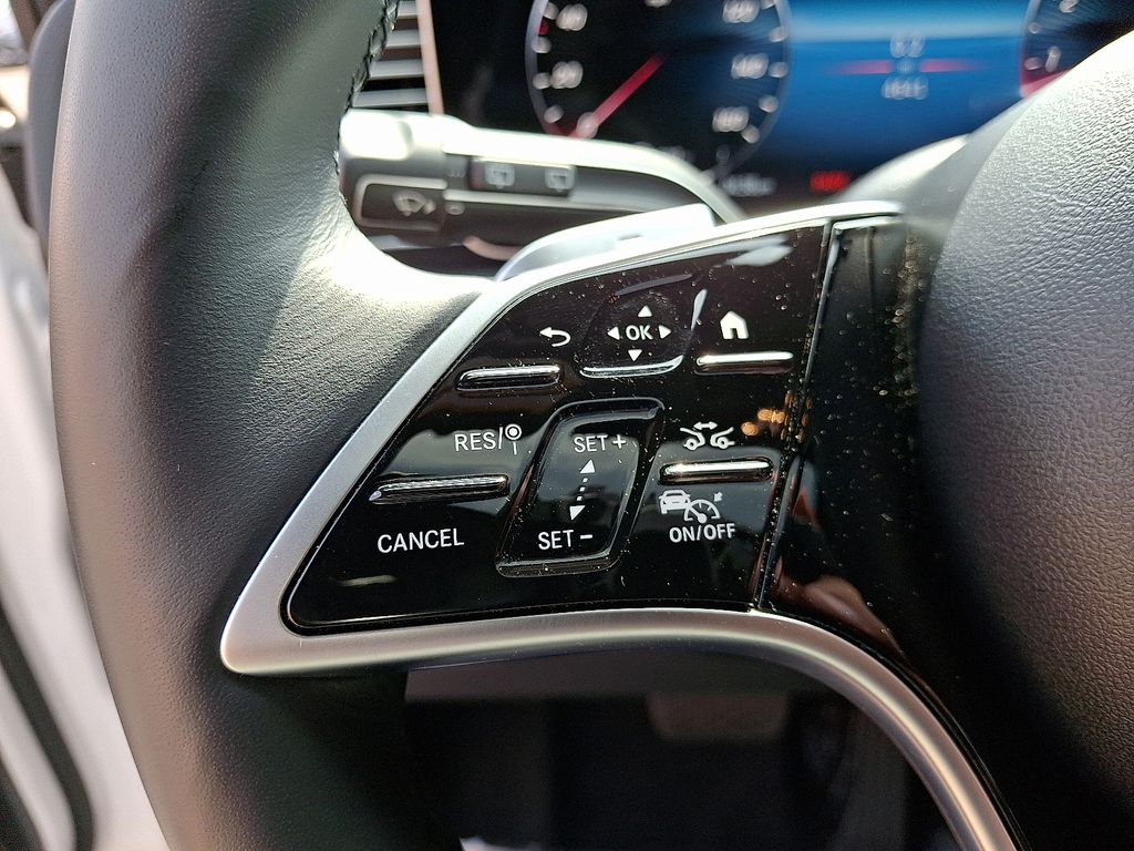 Thumbnail: 2026 Mercedes-Benz GLE - 21