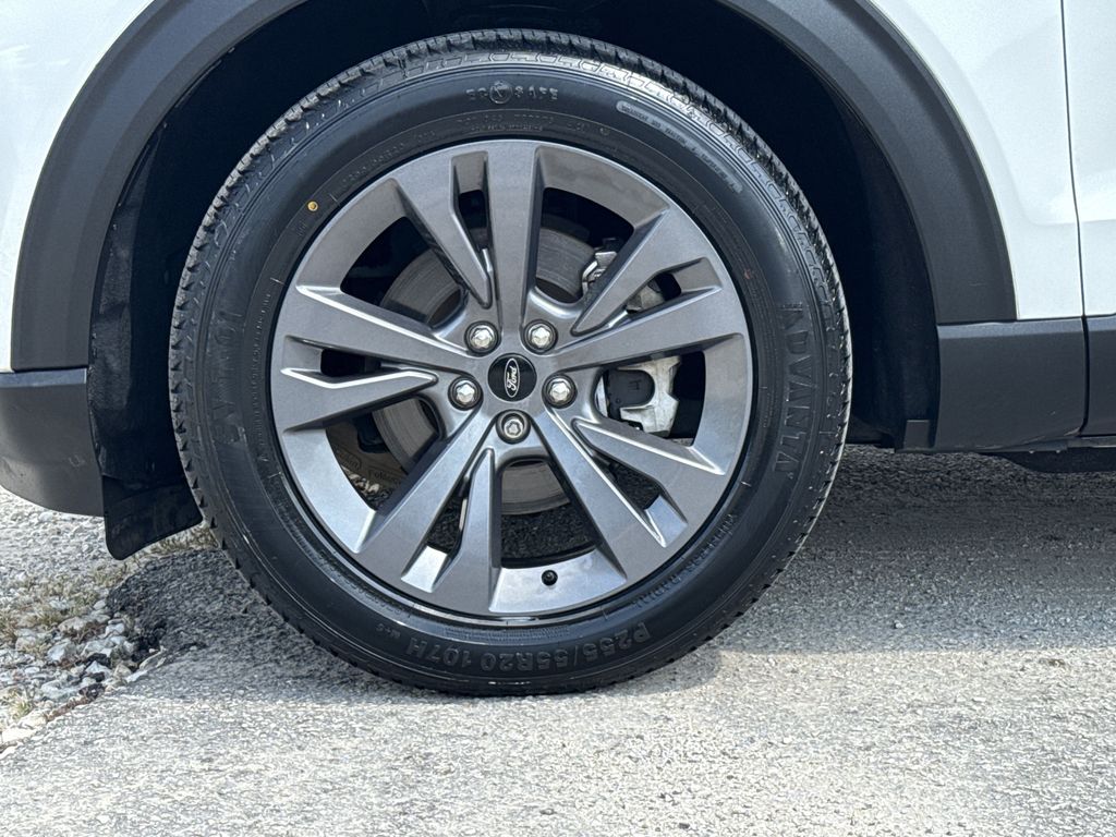 2023 Ford Explorer XLT - 8