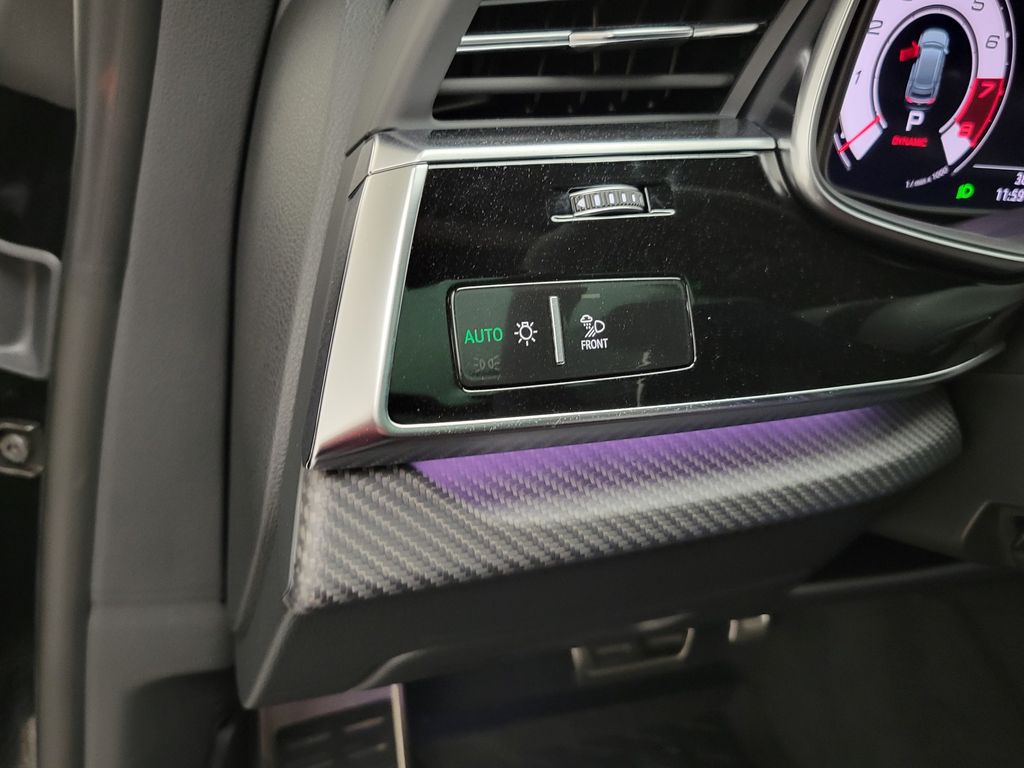 Thumbnail: 2026 Audi RS Q8 - 31