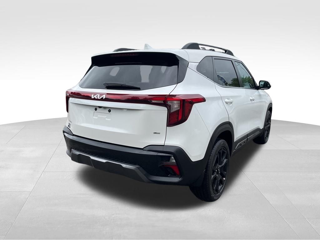 Used 2024 White Kia X-Line image 5
