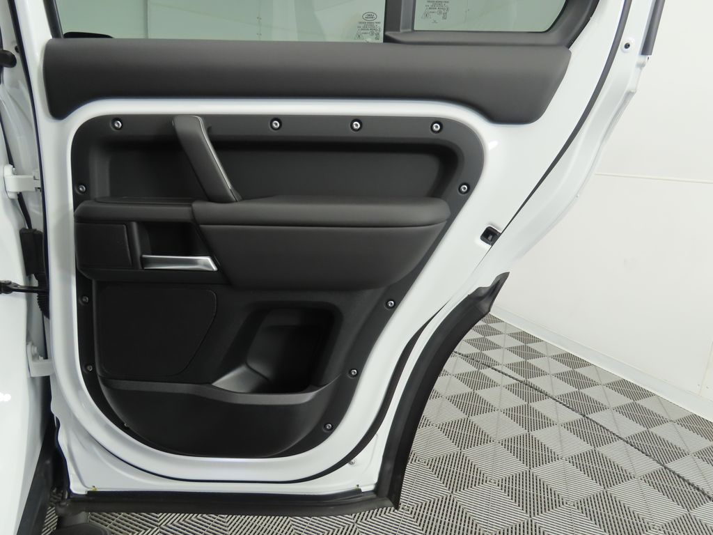Thumbnail: 2025 Land Rover Defender - 26