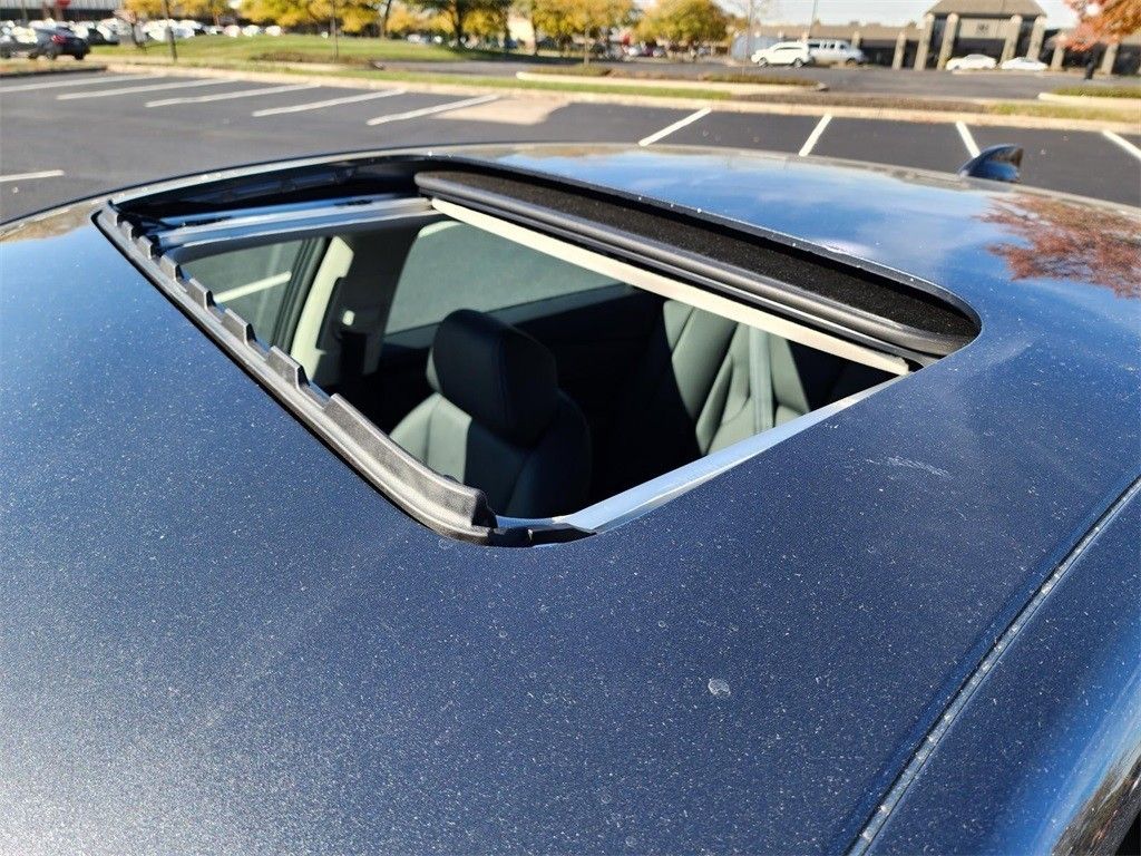 Used 2025 Gray Honda Touring image 3