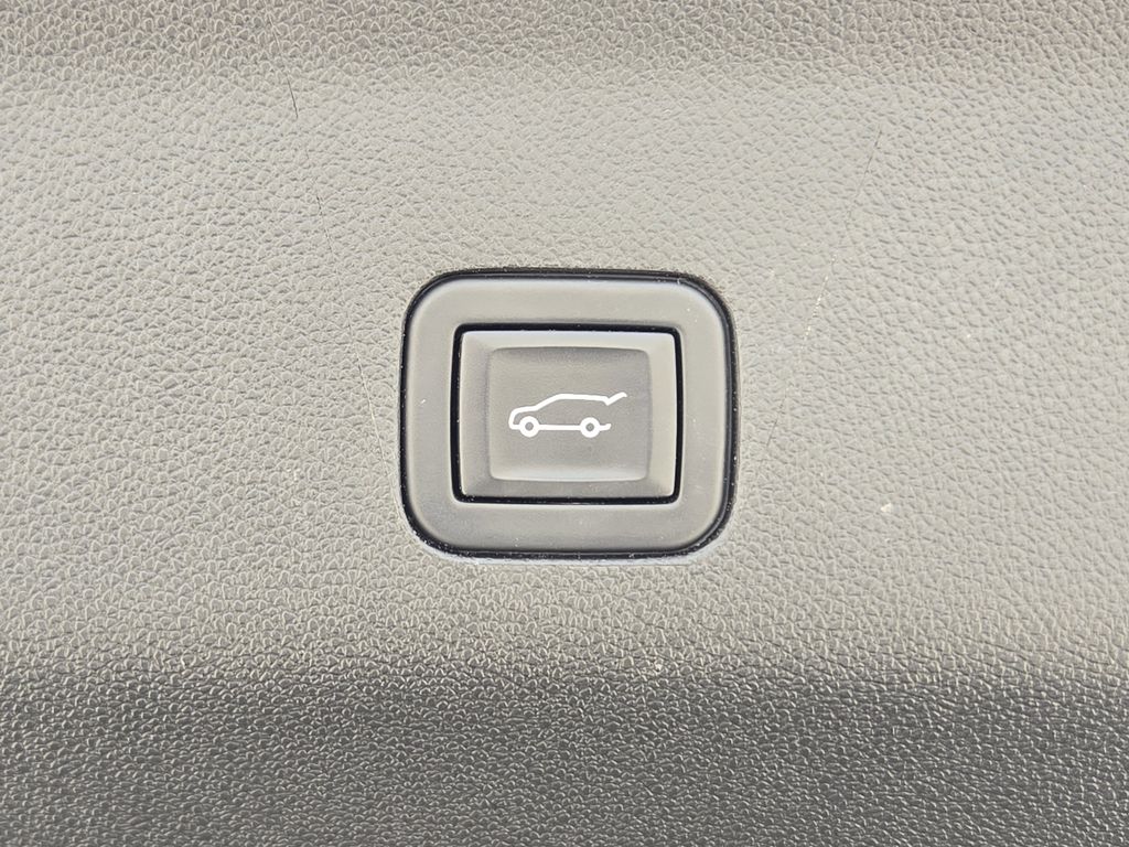 2024 Chevrolet Tahoe High Country - 10