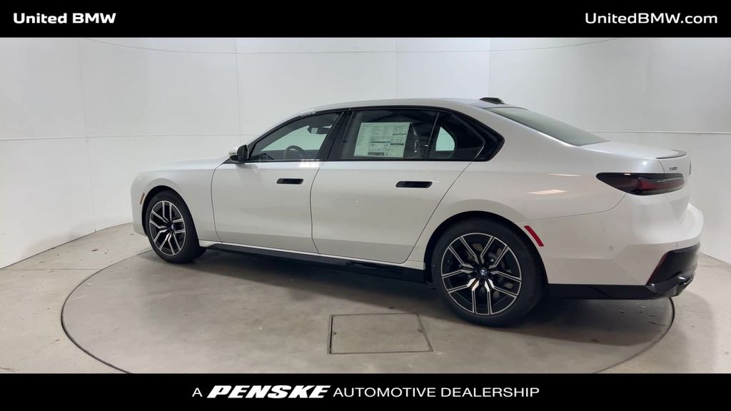 2025 BMW 7 Series 760i xDrive 6