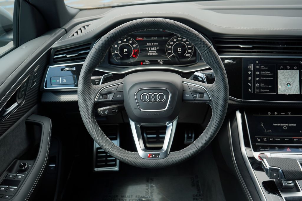 Thumbnail: 2025 Audi RS Q8 - 9