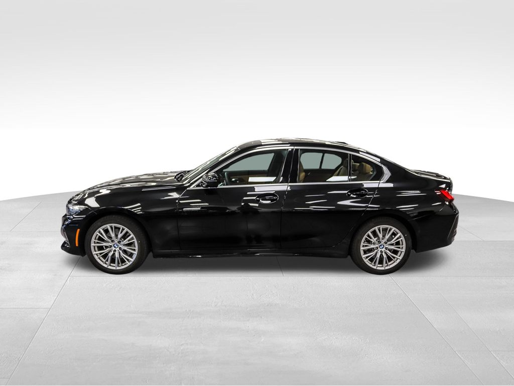 Thumbnail: 2024 BMW 3 Series - 2