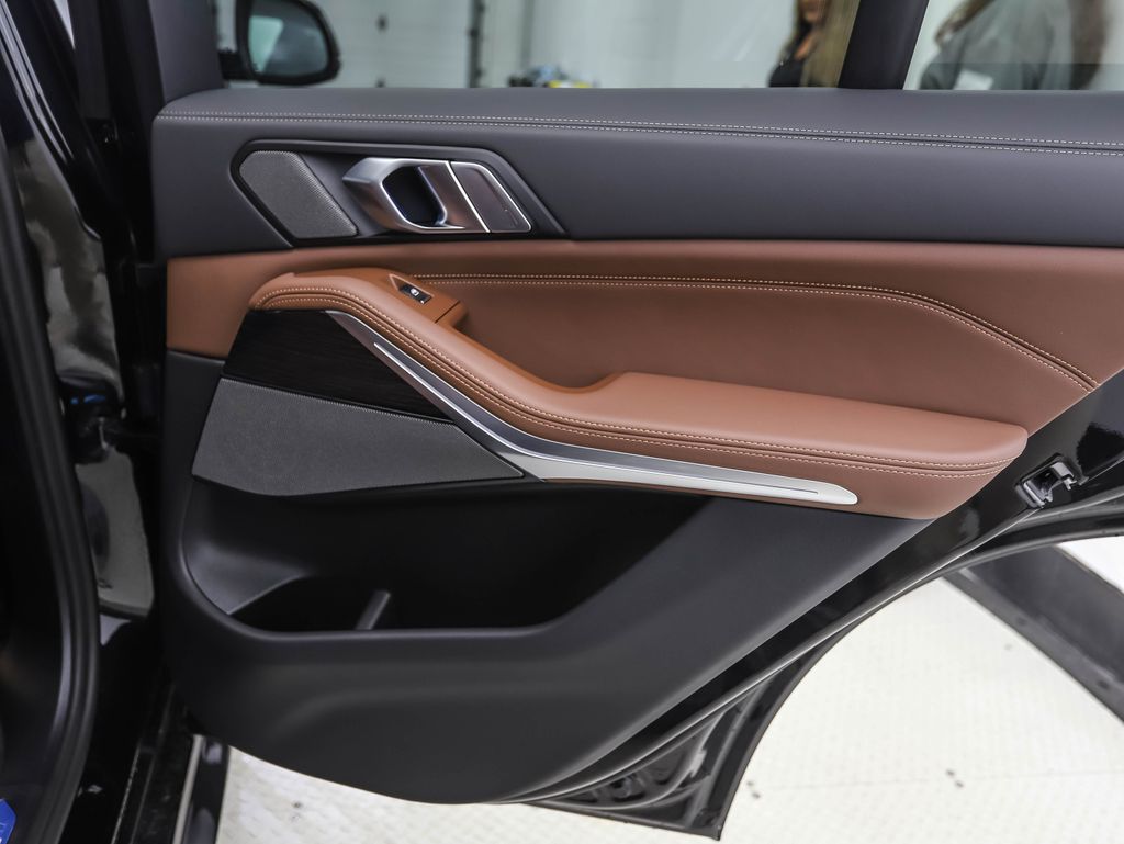 Thumbnail: 2026 BMW X5 - 26