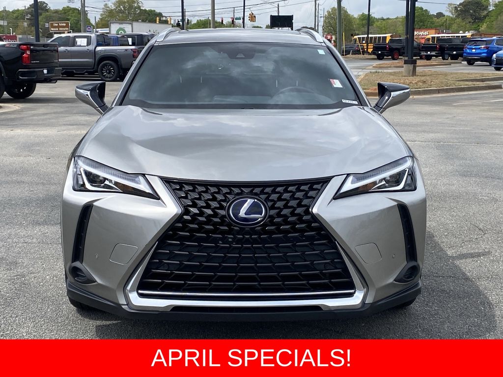 View vehicle photo 2