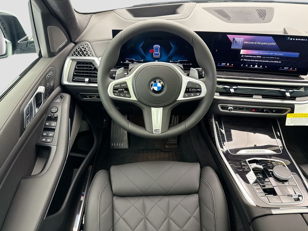 Thumbnail: 2027 BMW X7 - 10