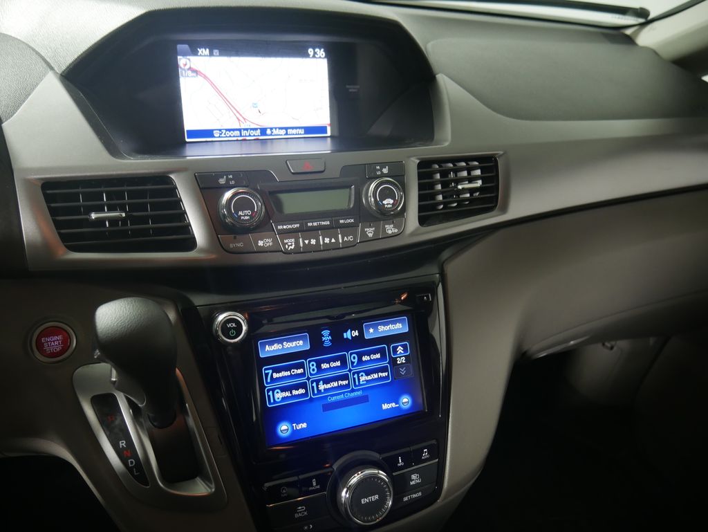 2014 Honda Odyssey EX-L 22