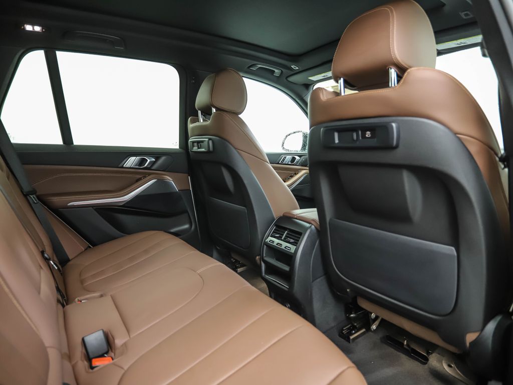2022 BMW X5 xDrive40i 26