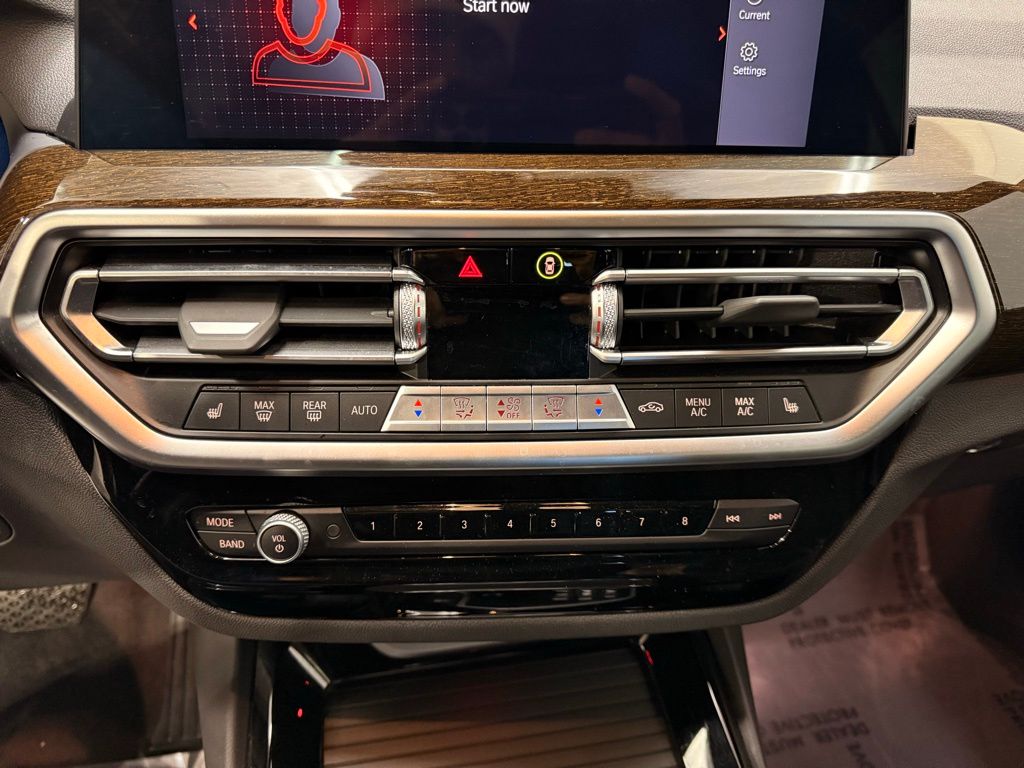 Thumbnail: 2023 BMW X3 - 18