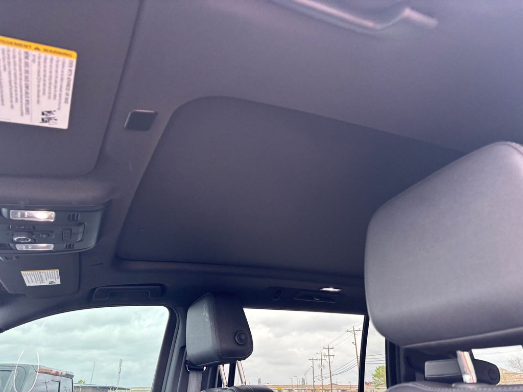 Used Car 2024 Chevrolet Suburban  Z71 For Sale Under $70,000 In Austin, Texas