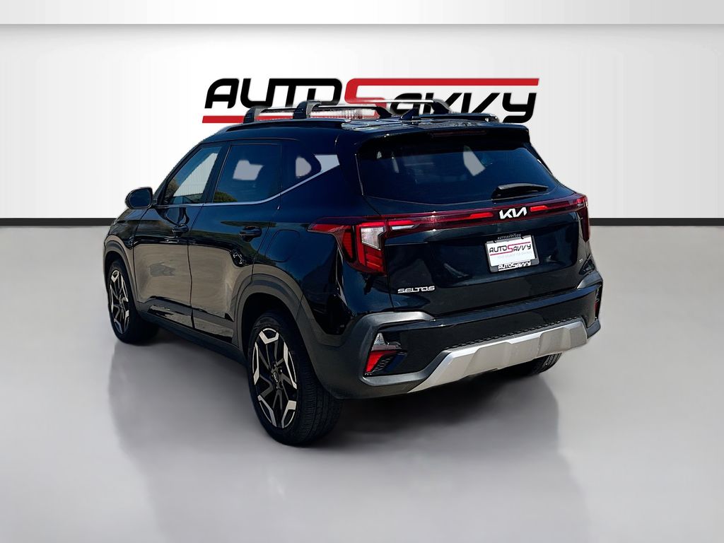 Used 2024 Black Kia SX image 5