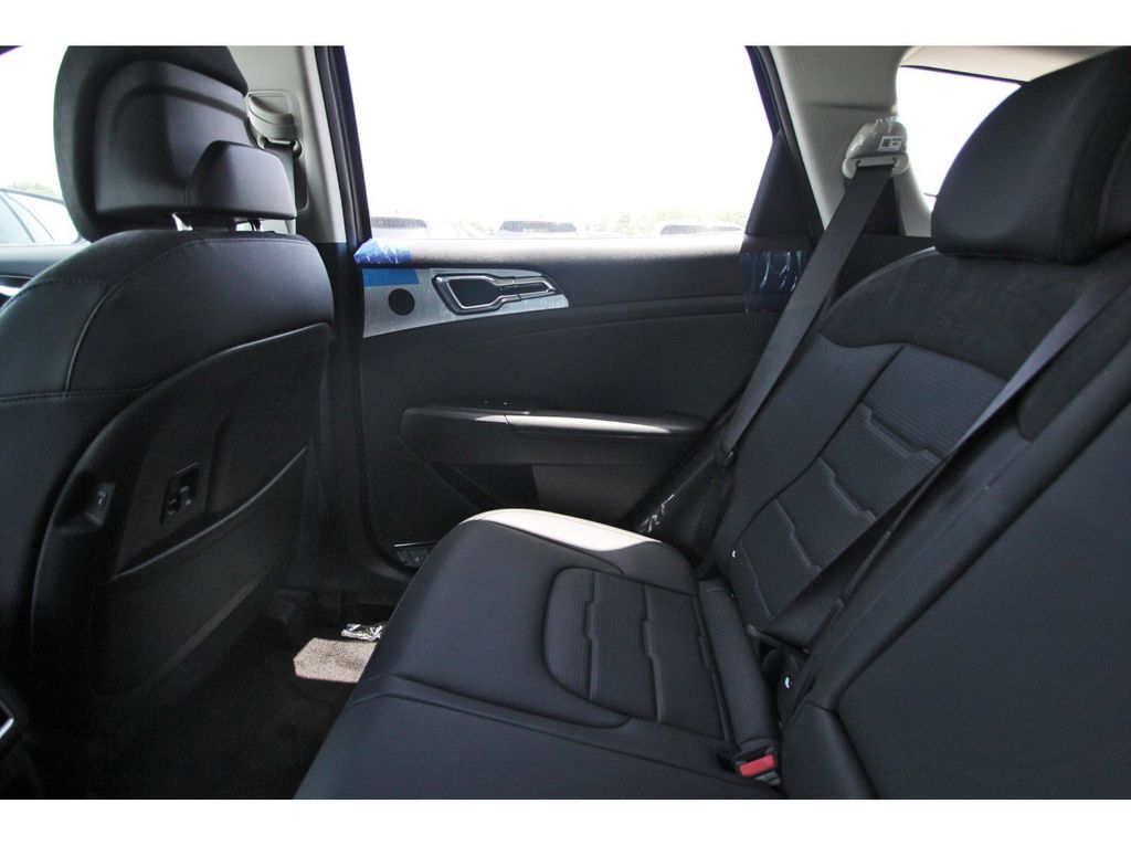 New 2026 Kia Sportage Hybrid SUV