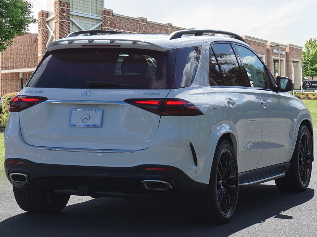 Thumbnail: 2026 Mercedes-Benz GLE - 6