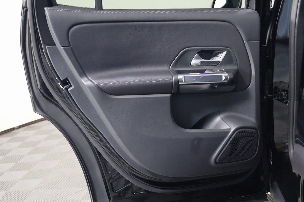 Thumbnail: 2025 Mercedes-Benz GLB - 13