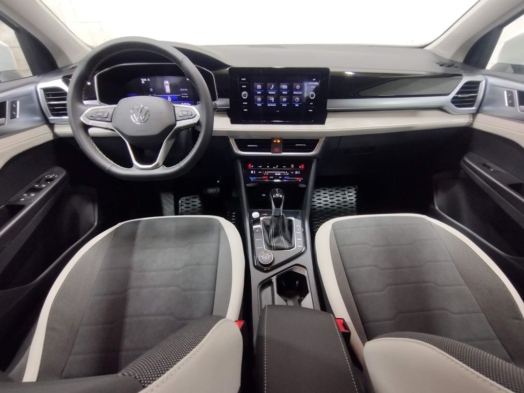 Taos SE 4MOTION
