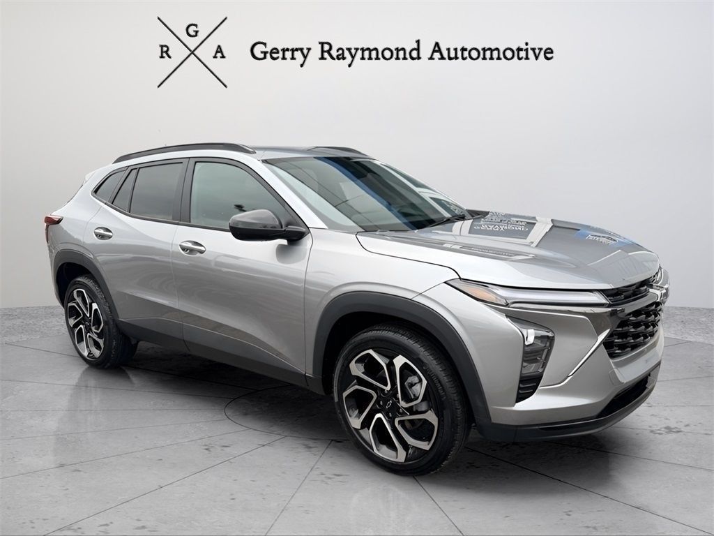 2025 Chevrolet Trax RS with 2RS FWD