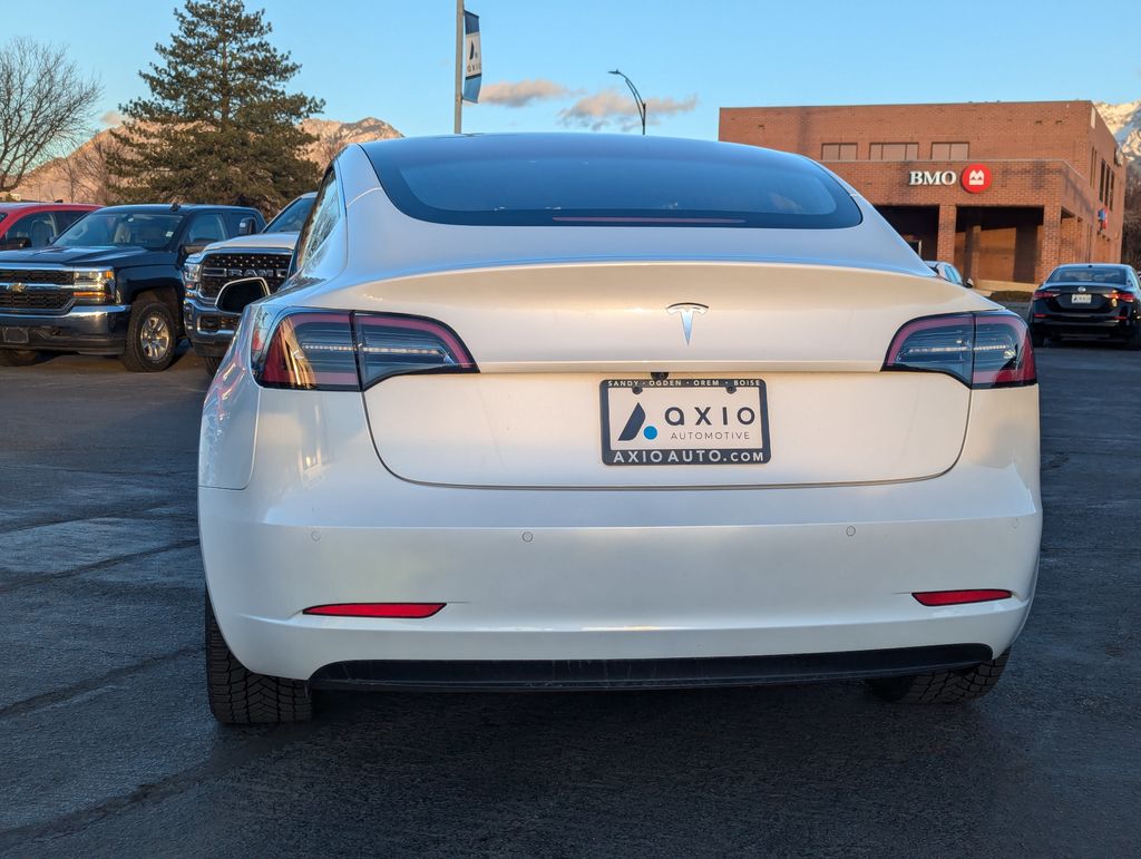 2019 Tesla Model 3 Standard Range Plus 5