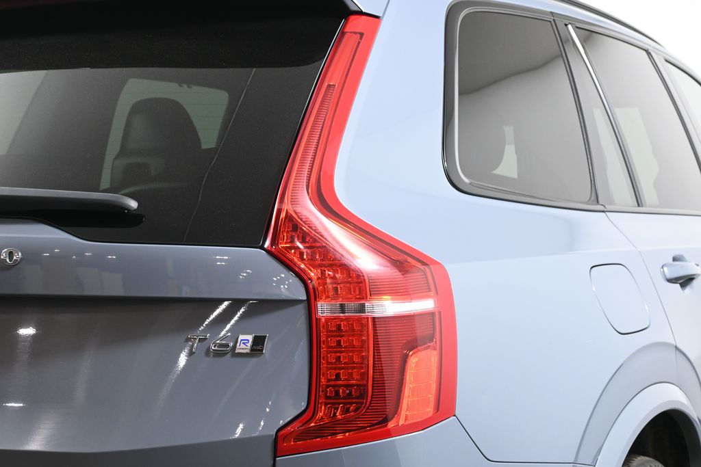 Thumbnail: 2020 Volvo XC90 - 14