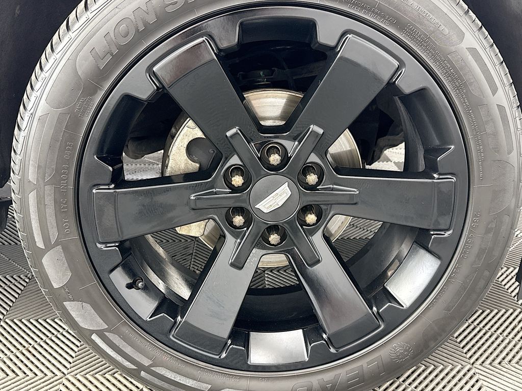 Thumbnail: 2016 Cadillac Escalade - 31