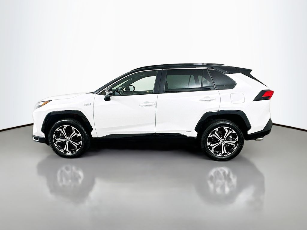 Thumbnail: 2024 Toyota RAV4 - 8