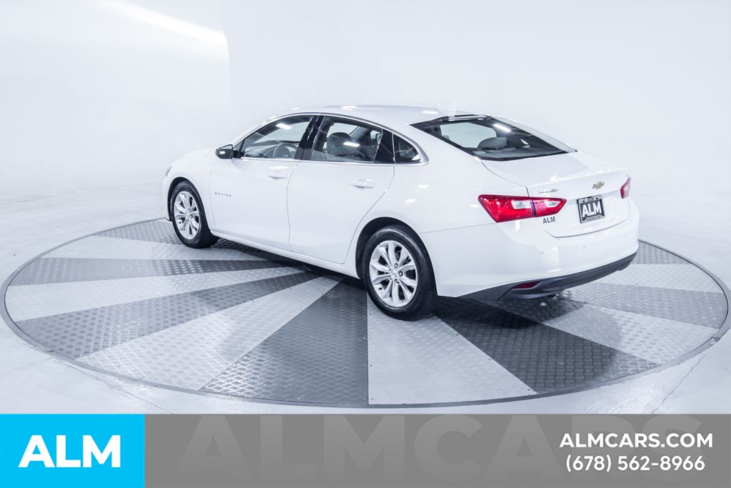 Used 2025 White Chevrolet LT image 7