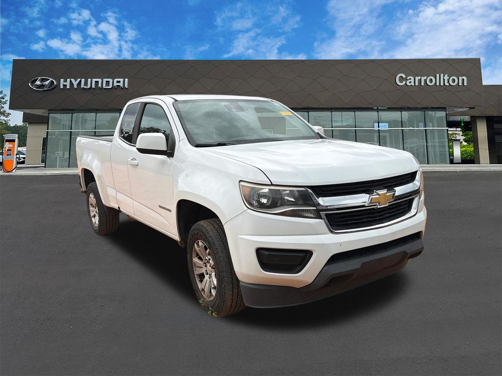 Used 2018 White Chevrolet LT image 3