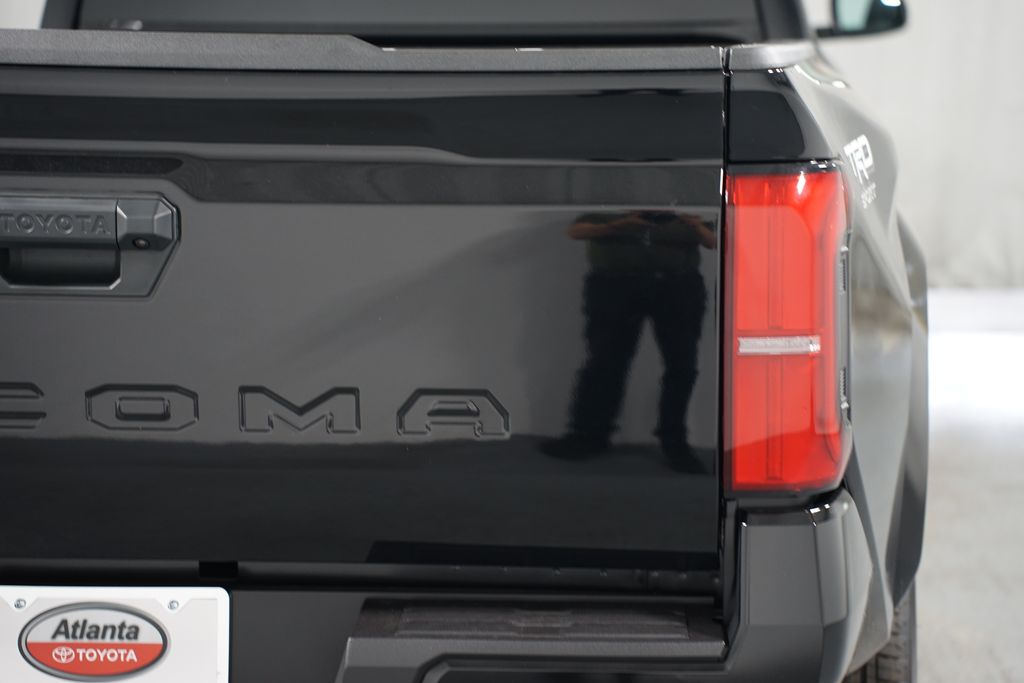 Thumbnail: 2025 Toyota Tacoma - 10