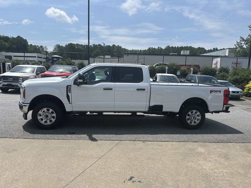 2024 Ford F-250SD XLT 4