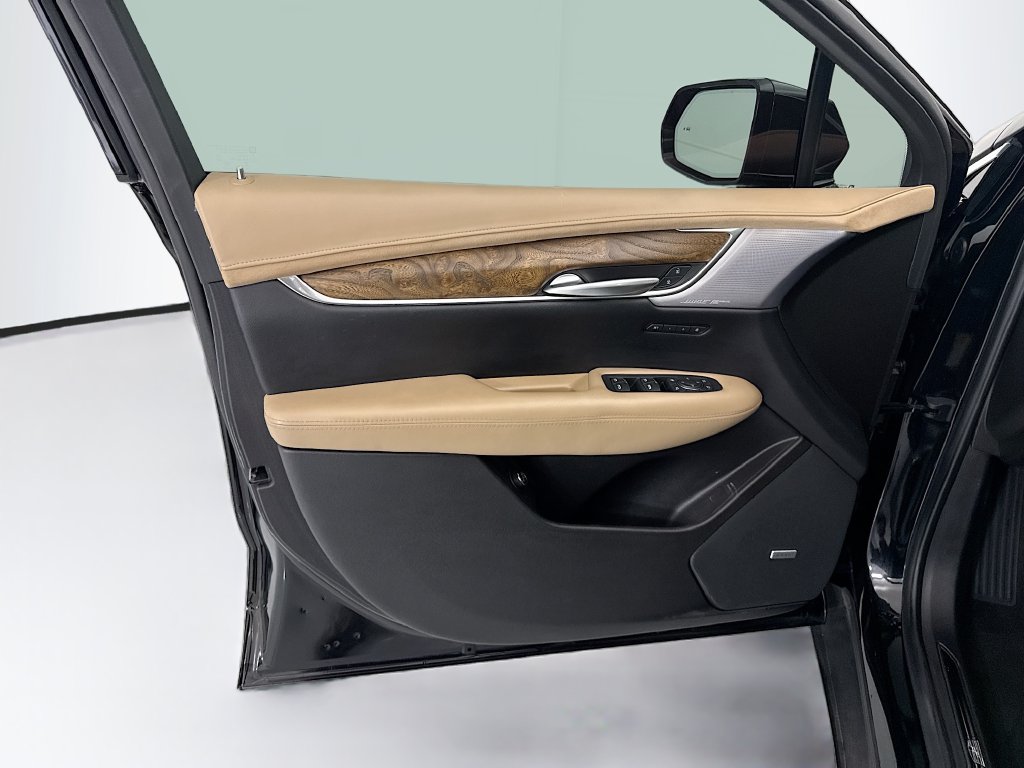 Thumbnail: 2024 Cadillac XT5 - 22