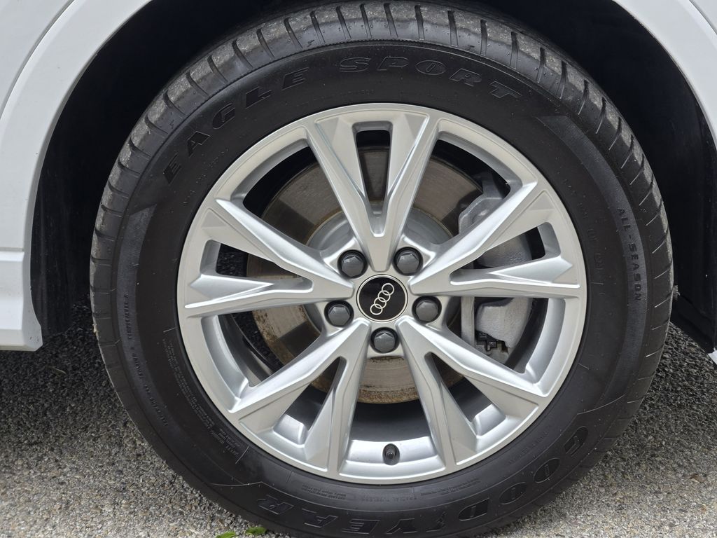 used 2024 Audi Q3 car, priced at $28,392