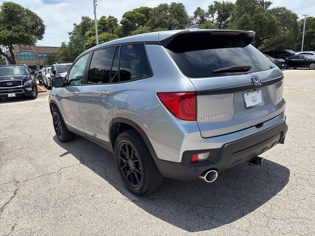 Thumbnail: 2023 Honda Passport - 3