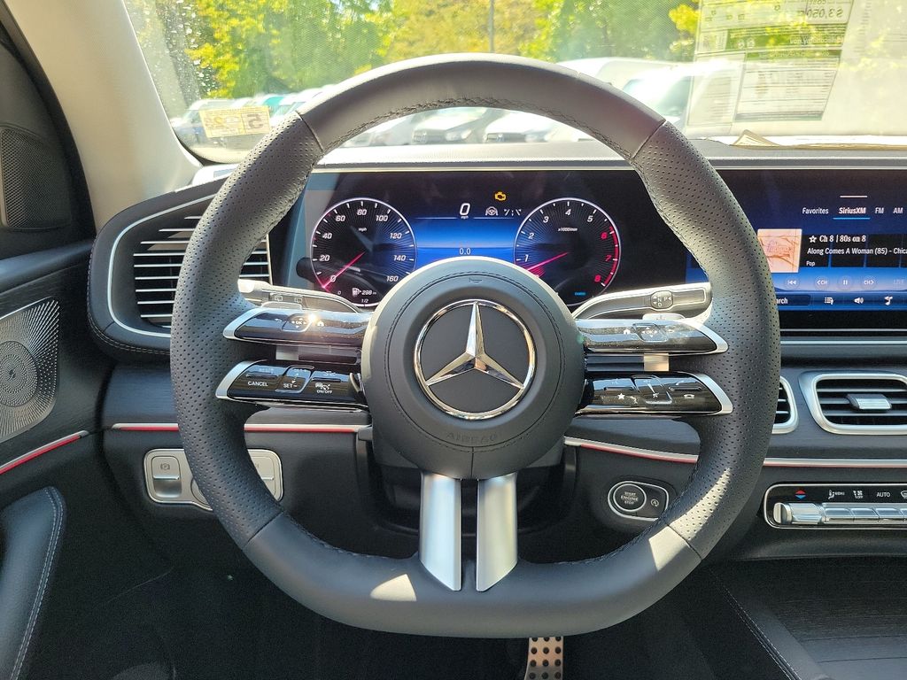 2024 Mercedes-Benz GLS 450 4MATIC 15