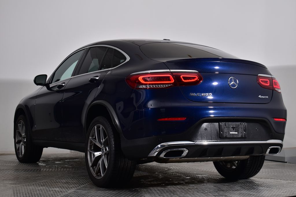 Thumbnail: 2022 Mercedes-Benz GLC - 3