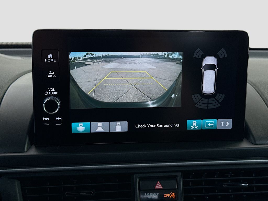 Thumbnail: 2024 Honda Pilot - 15