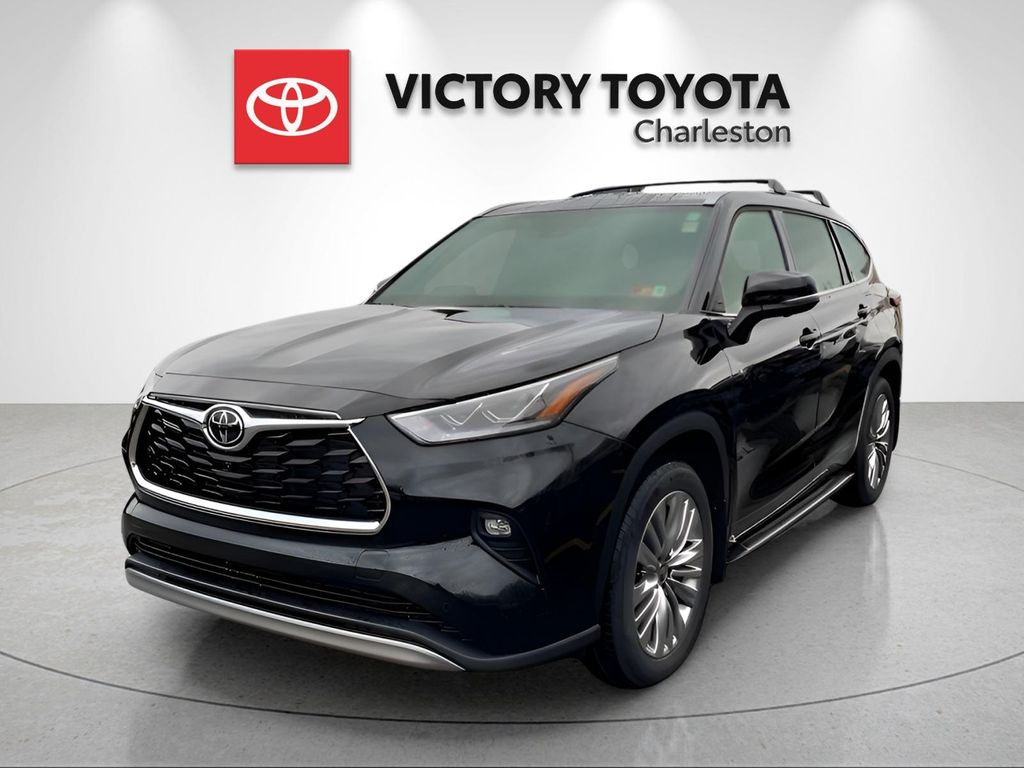 2026 Toyota Highlander Platinum AWD