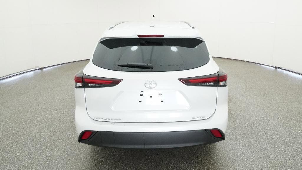 Thumbnail: 2026 Toyota Highlander - 24