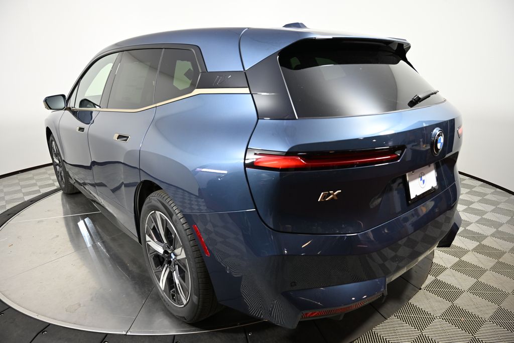 Thumbnail: 2026 BMW iX - 3